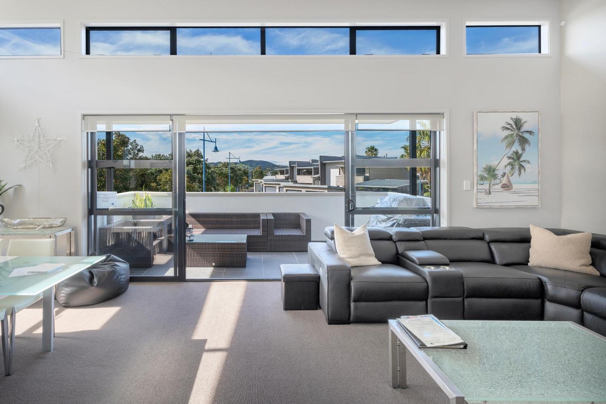 Sovereign Pier On The Waterways Whitianga Exterior photo